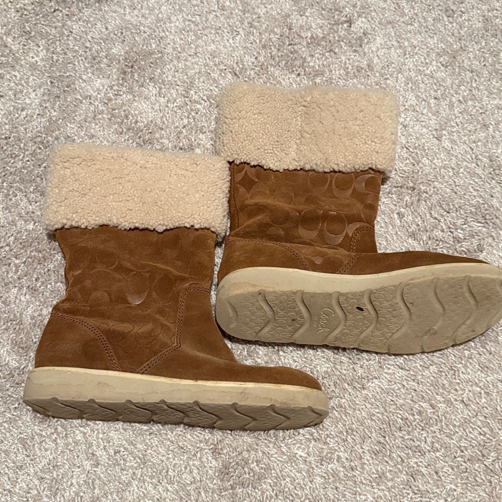 Coach boots